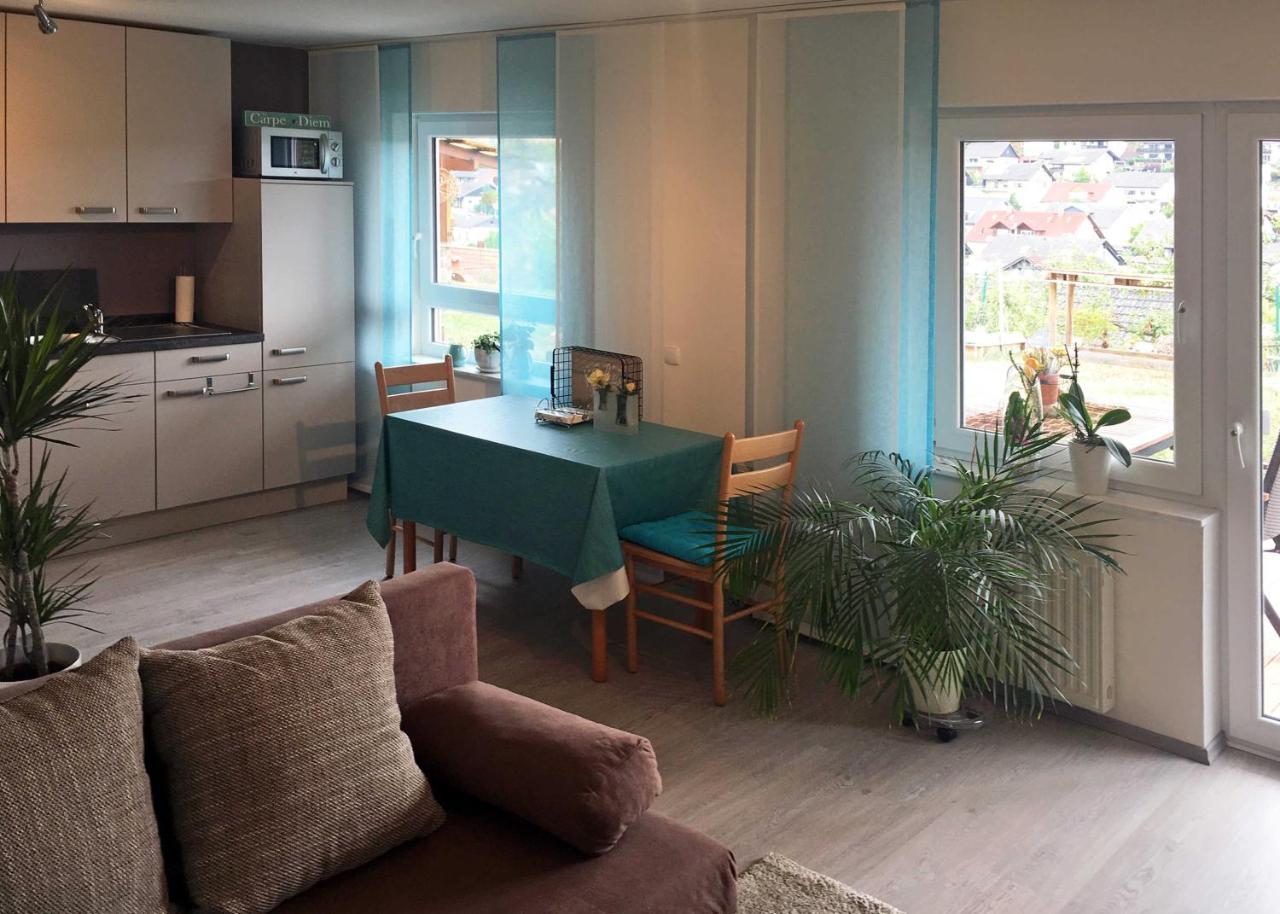 Ferienwohnung Im Paradies Momlingen Eksteriør bilde